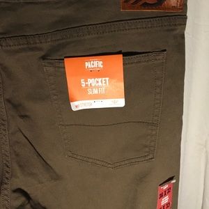 Men’s Dockers Pacific Collection slim fit khakis